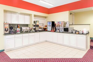 Desayuno continental incluido todos los días 