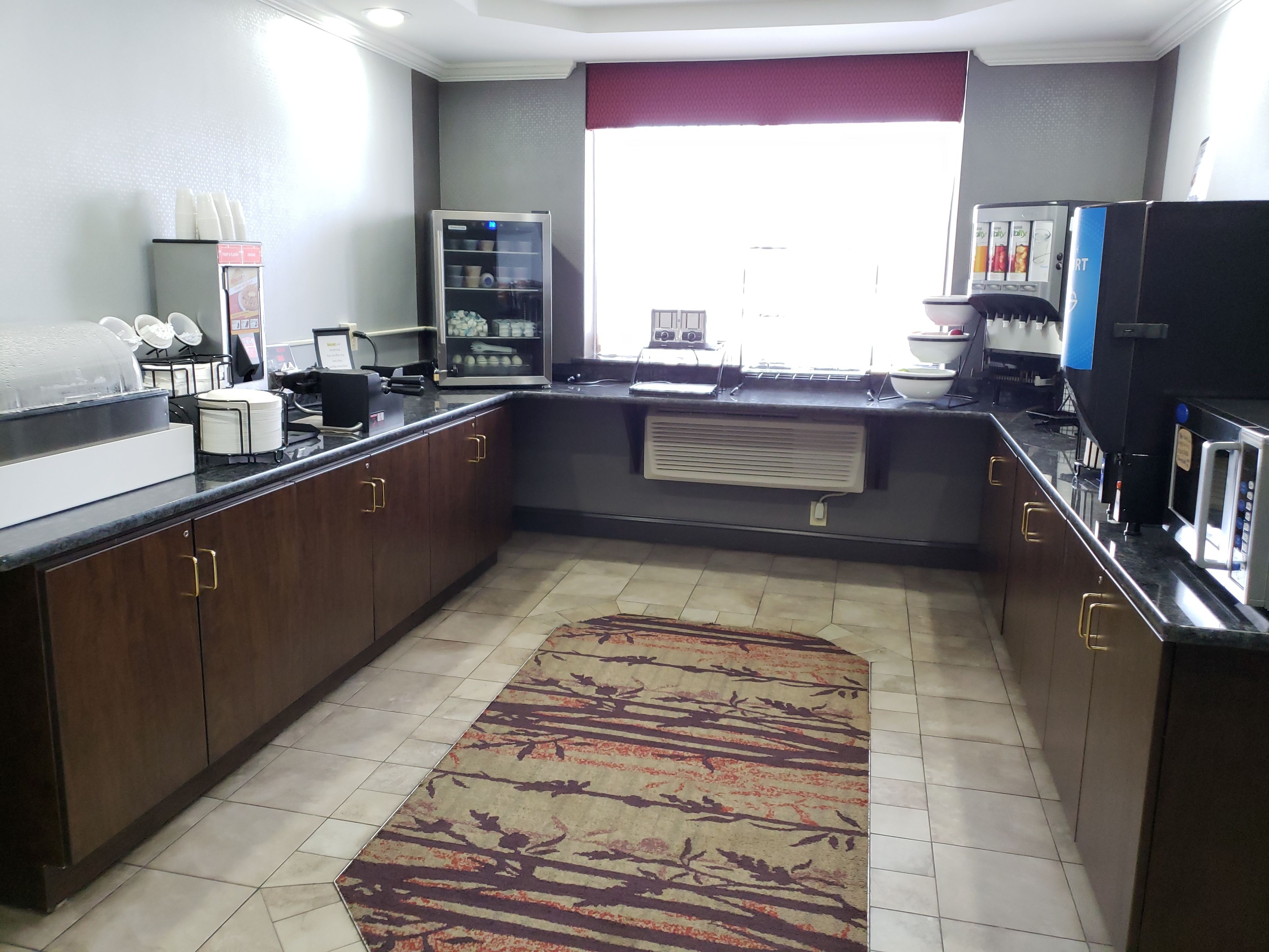 daily full breakfast (usd 1 per person)