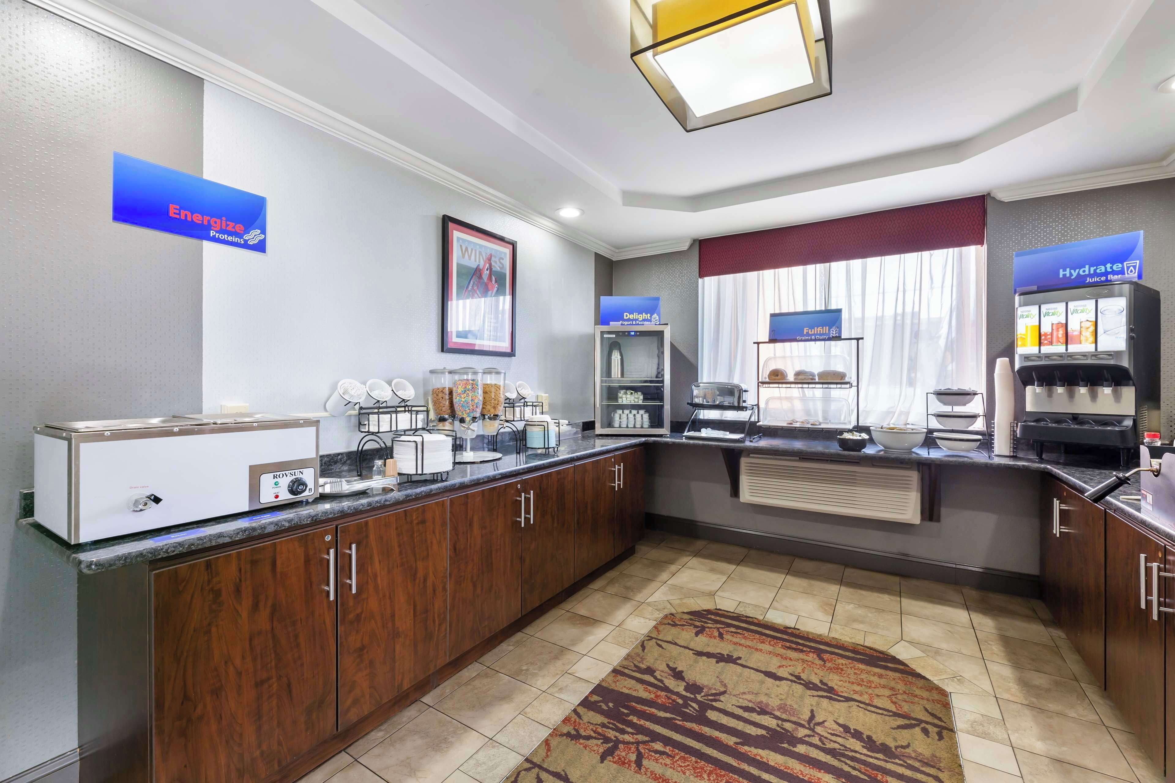 daily full breakfast (usd 1 per person)