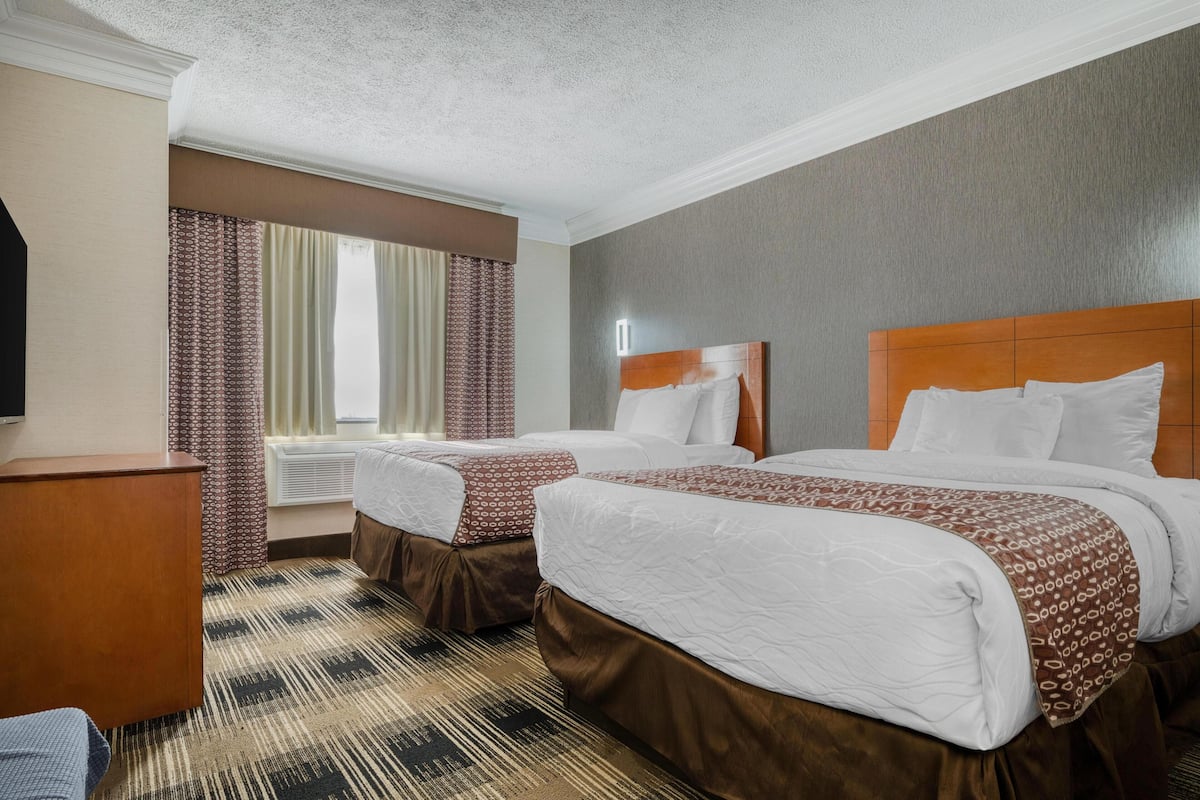 Suite, 2 llits dobles, no fumadors, frigorífic (with Sofabed) | Mobiliari individual i escriptori