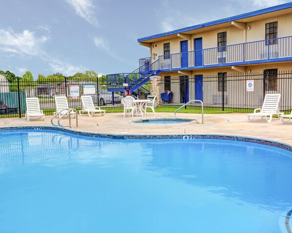 Seasonal outdoor pool