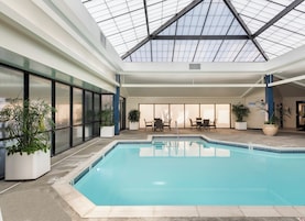 Una piscina techada