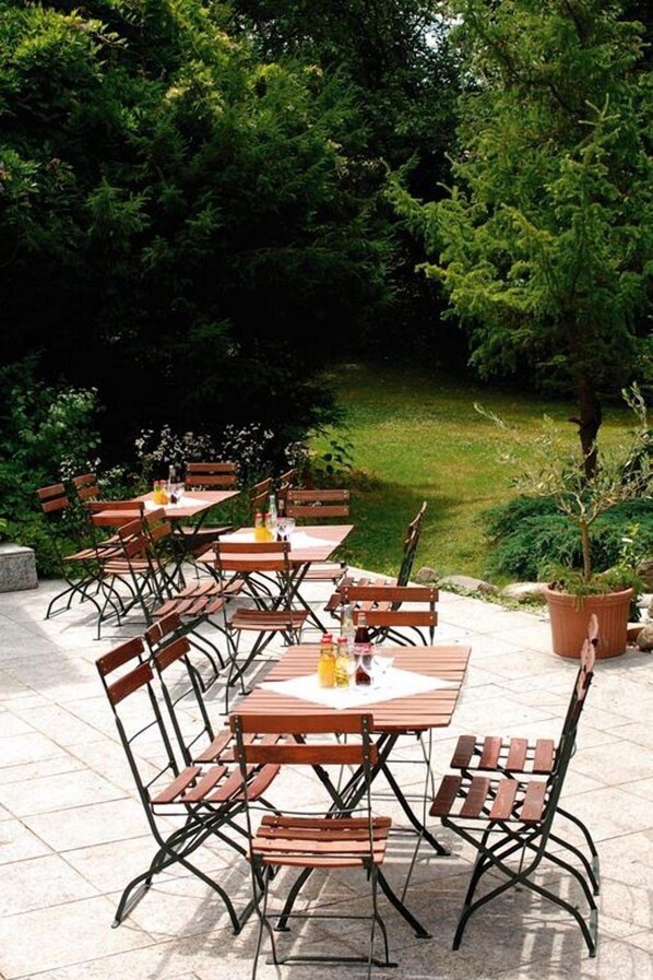 Lunch served - NH Wiesbaden (Wiesbaden)