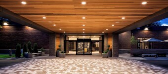 デルタ ホテルズ バイ マリオット ミネアポリス ノースイースト