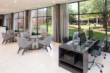 Property amenity. Delta Hotels by Marriott Minneapolis Northeast