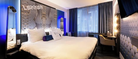 Superior Room, 1 Double Bed | Premium bedding, in-room safe, desk, laptop workspace