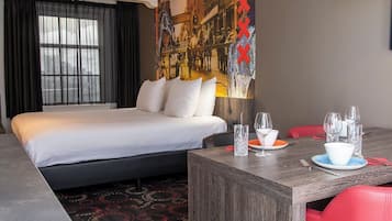 Literie de qualité supérieure, coffres-forts dans les chambres, bureau