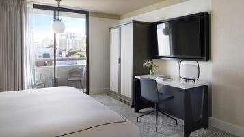 Zimmer, 1 King-Bett, Balkon | Ausblick vom Zimmer