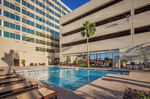 Crowne Plaza Phoenix Airport - PHX by IHG