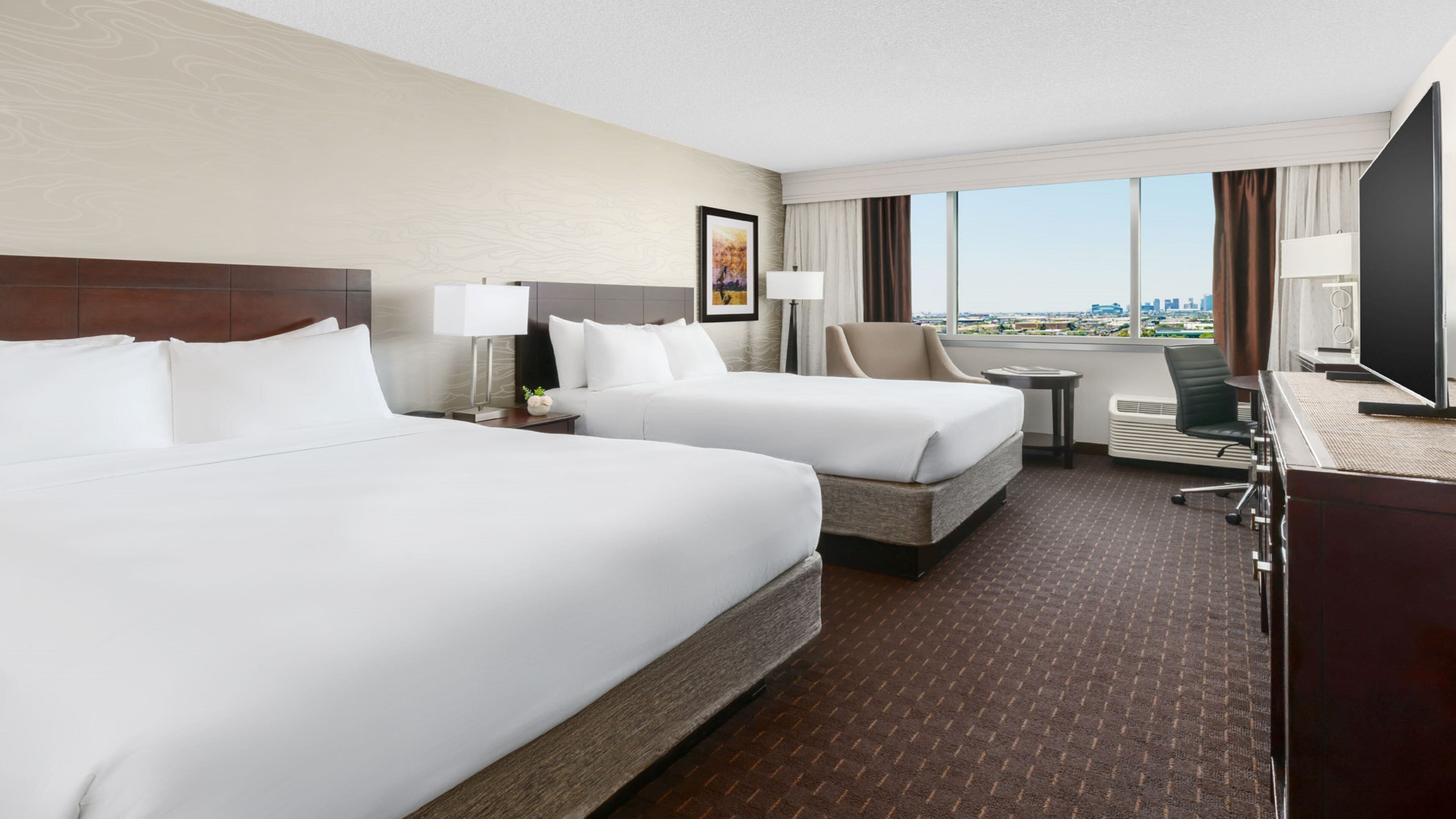 Photo - Crowne Plaza Phoenix Airport - PHX by IHG