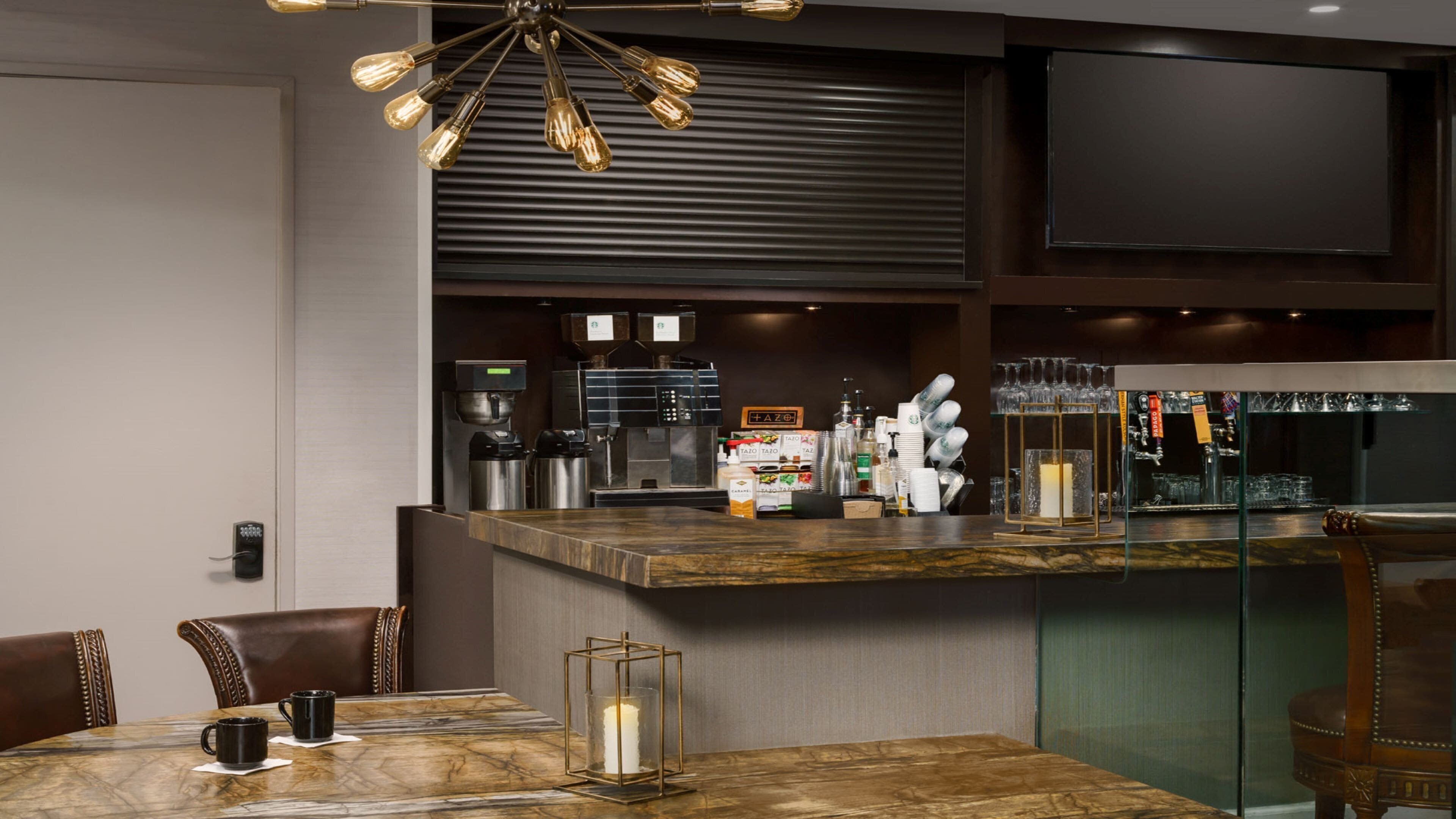 Photo - Crowne Plaza Phoenix Airport - PHX by IHG