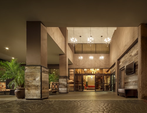 Crowne Plaza Phoenix Airport - PHX by IHG