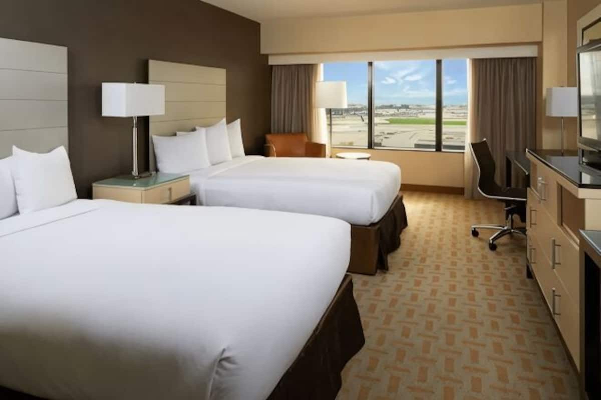 Premium bedding, pillow-top beds, in-room safe, desk