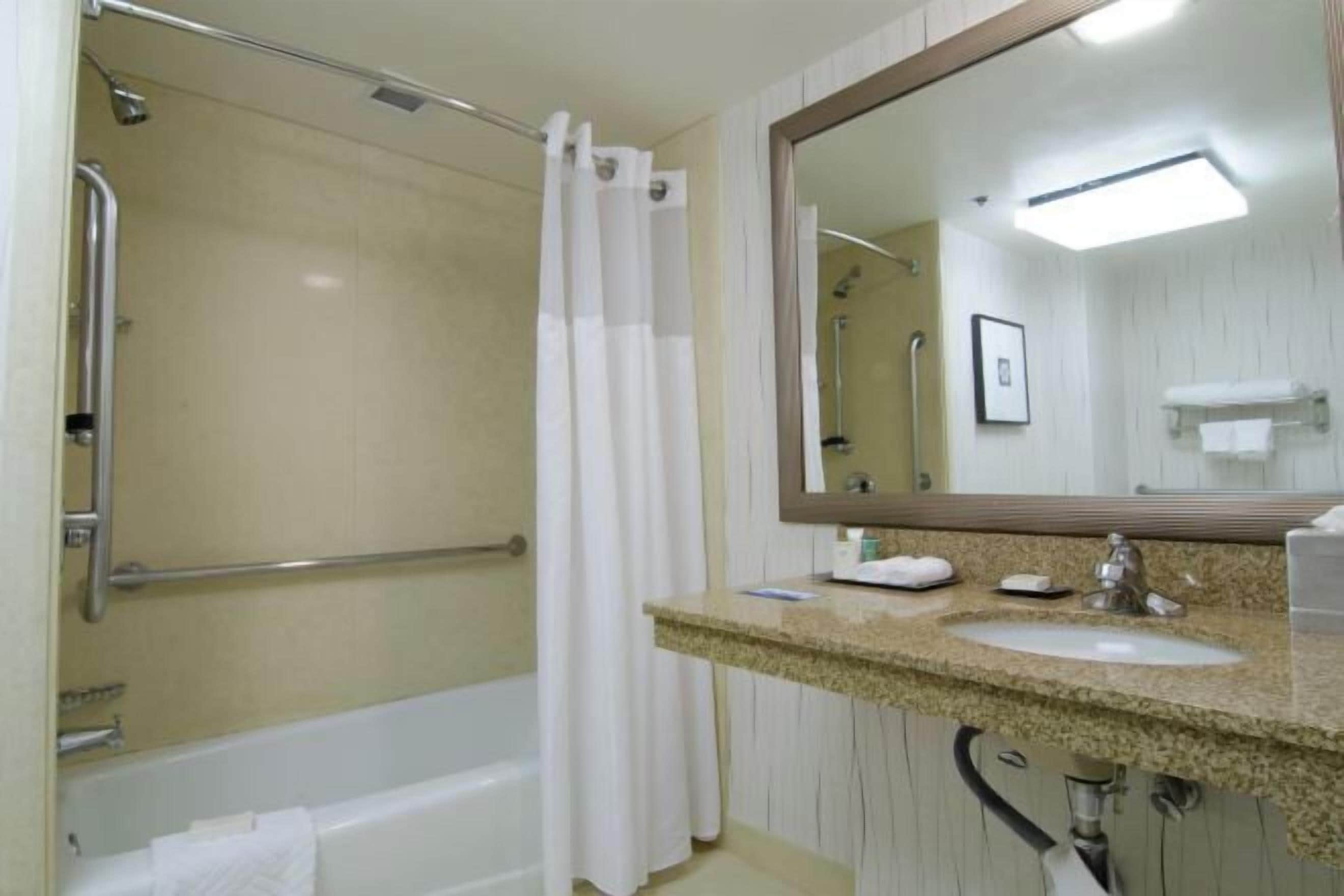 Ympäristöystävälliset hygieniatuotteet, hiustenkuivaaja, pyyhkeet