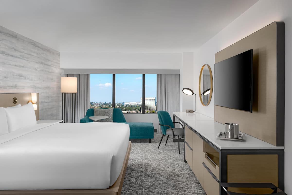 Premium bedding, pillow-top beds, in-room safe, desk