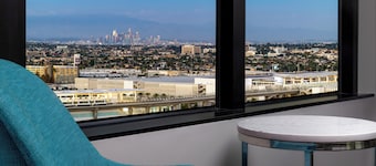 Hilton Los Angeles Airport