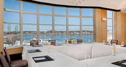Sheraton Portsmouth Harborside Hotel