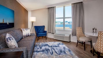 Premium bedding, in-room safe, desk, blackout curtains