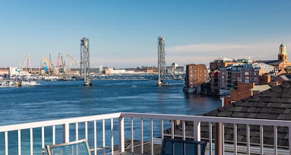 Sheraton Portsmouth Harborside Hotel