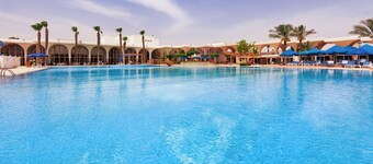 Pyramids Park Resort Cairo