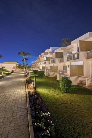 Garden - Pyramids Park Resort Cairo (Giza)