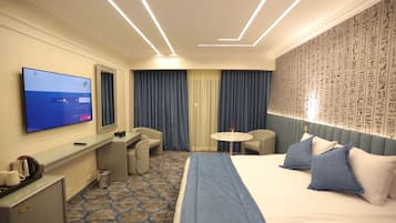 Sábanas de algodón egipcio y minibar