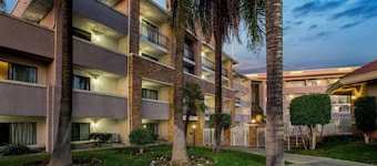 La Quinta Inn & Suites by Wyndham Pomona