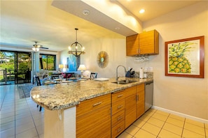 Condo, 2 Bedrooms, 2 Bathrooms, Garden View | Private kitchen | Fridge, microwave, oven, stovetop