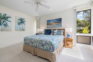 Suite, 2 habitaciones, vista al jardín | Decoración personalizada y muebles diferentes 