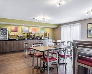 Tägliches inbegriffenes Frühstücksbuffet