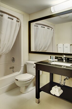 Combined shower/bathtub, eco-friendly toiletries, hair dryer, towels