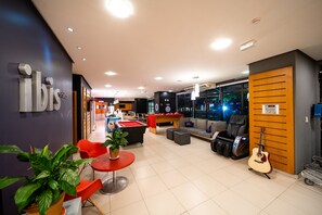 内部エントランス