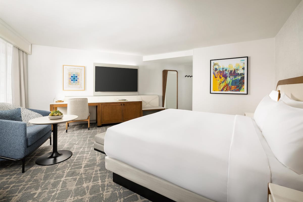 Premium bedding, down comforters, pillowtop beds, in-room safe