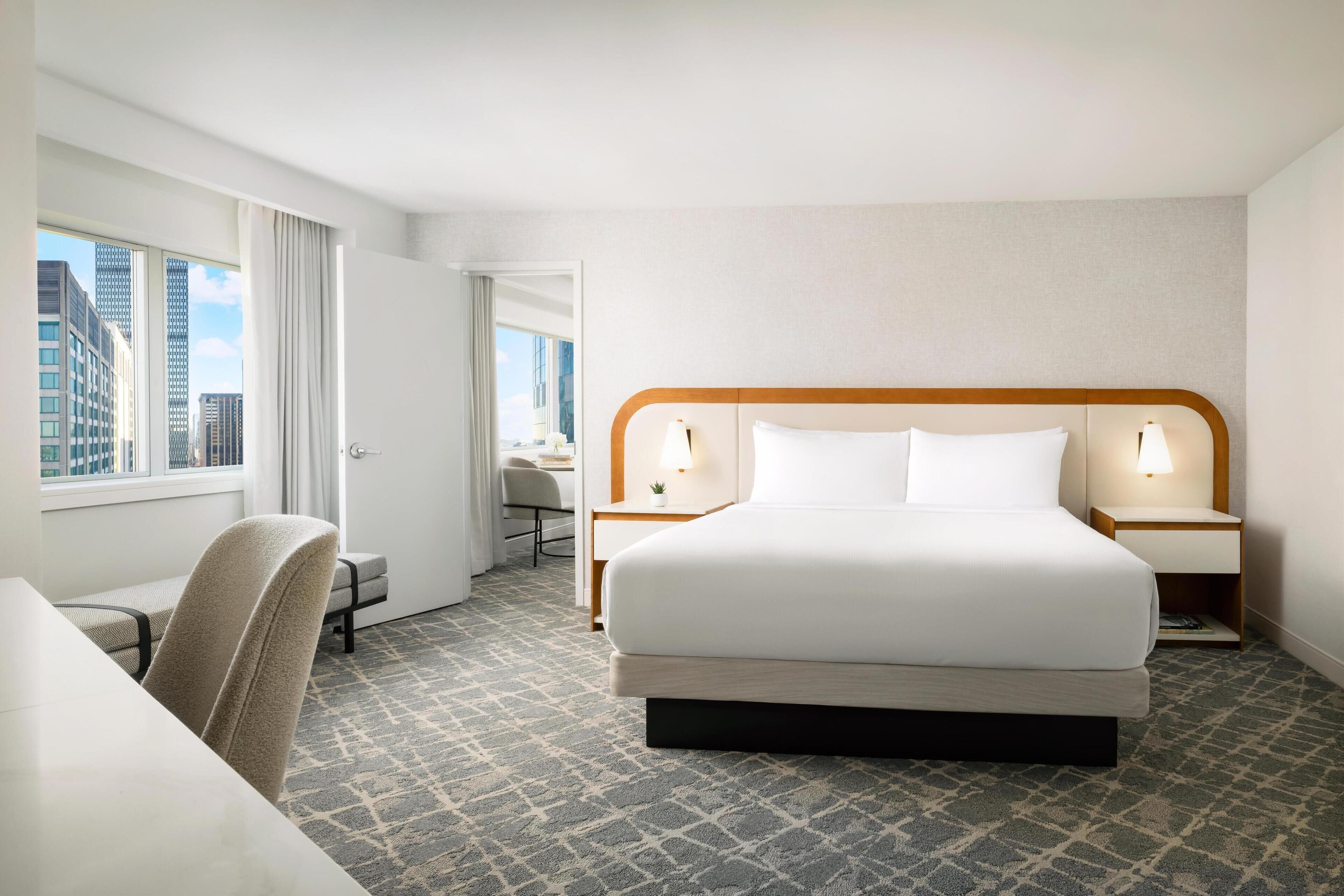 Suite, 1 Schlafzimmer (with Parlor) | Hochwertige Bettwaren, Daunenbettdecken, Pillowtop-Betten, Zimmersafe