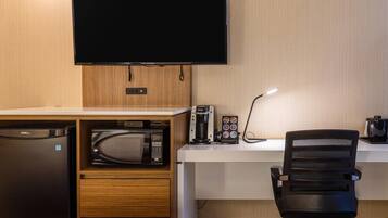 Premium bedding, pillowtop beds, desk, laptop workspace