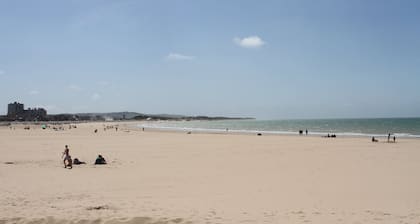 Holiday Inn Calais by IHG