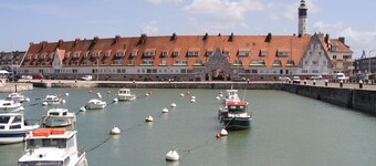 Holiday Inn Calais by IHG