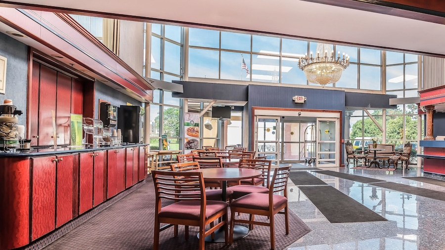 Quality Inn & Suites Albany Airport