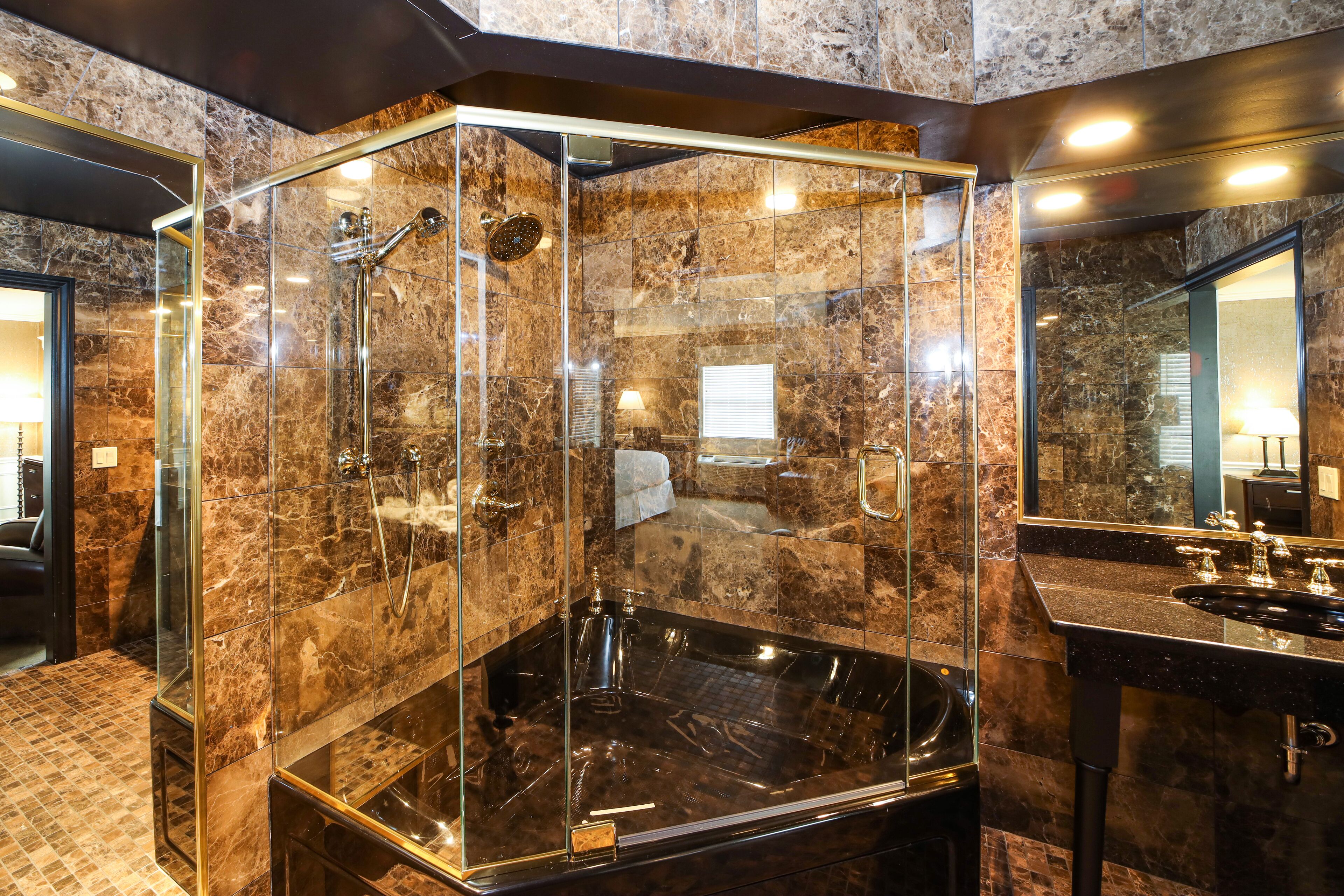 standard room | bathroom | designer toiletries, hair dryer, towels