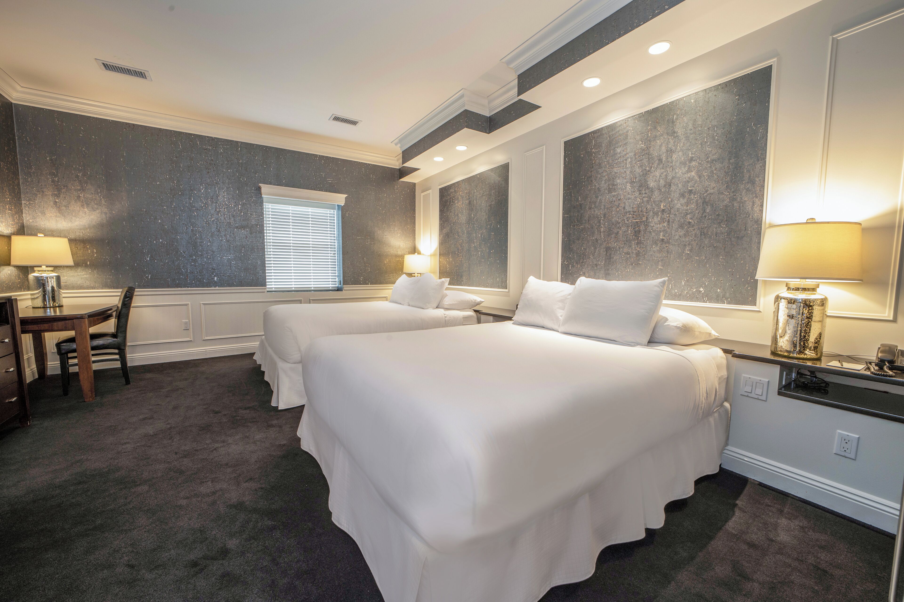 總統套房 | 埃及棉床單、高級寢具、舒適加層、客房內保險箱