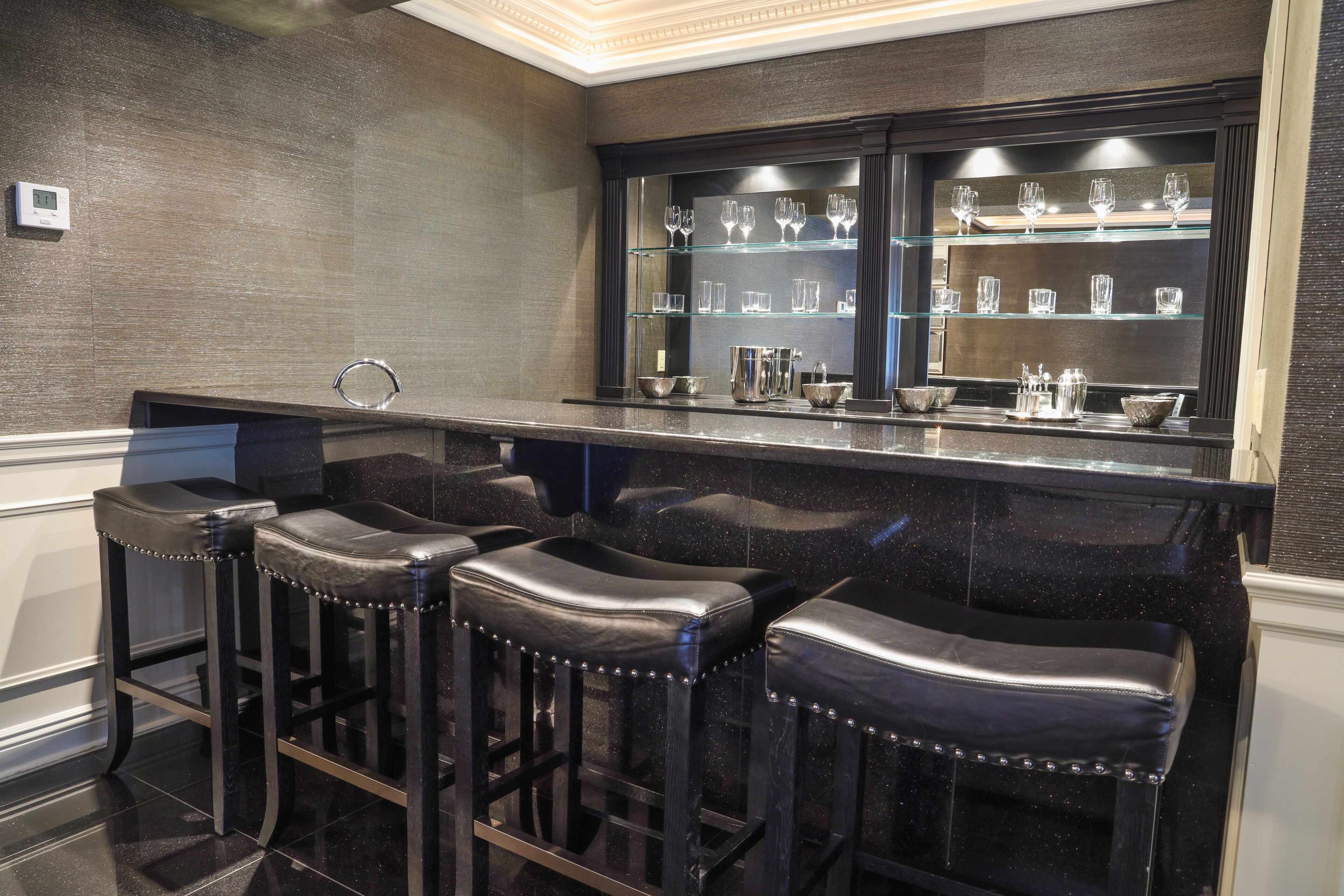 standard room | egyptian cotton sheets, premium bedding, pillow-top beds, in-room safe