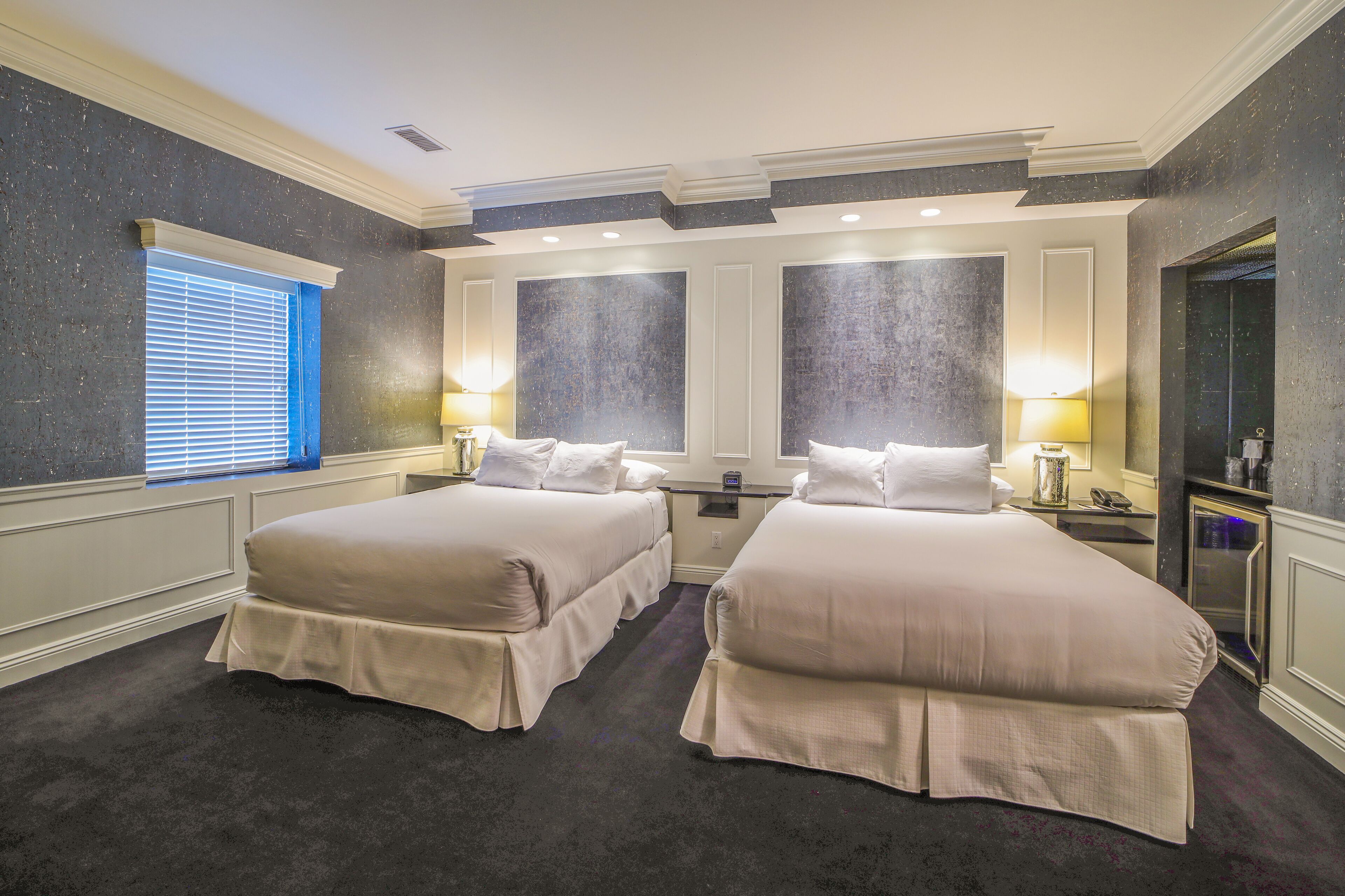 egyptian cotton sheets, premium bedding, pillow-top beds, in-room safe