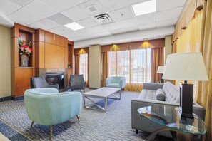 Lobby - Sandman Hotel & Suites London Downtown (London)