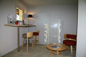 Bar (in der Unterkunft)