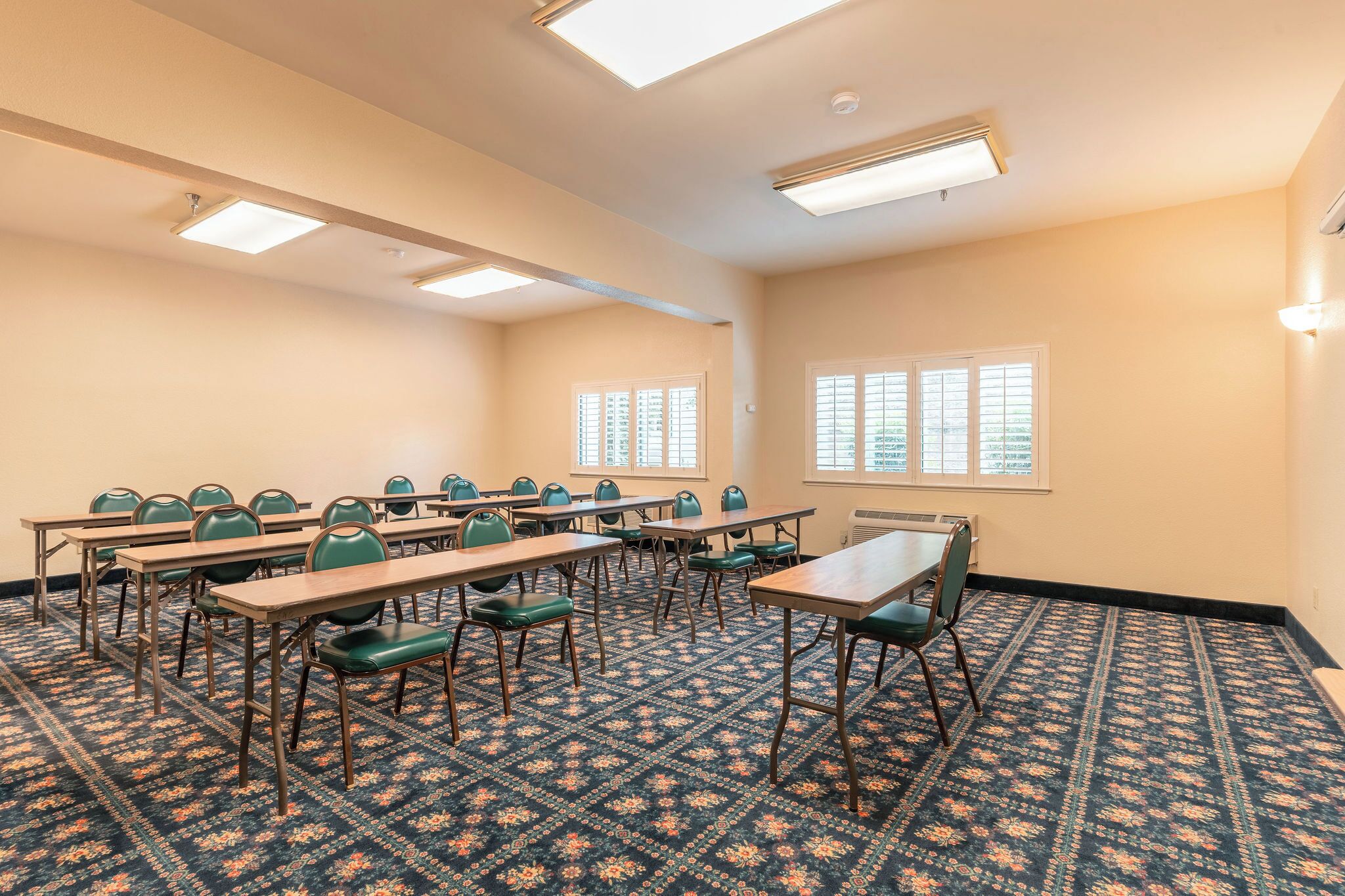 Photo - Governors Inn Hotel