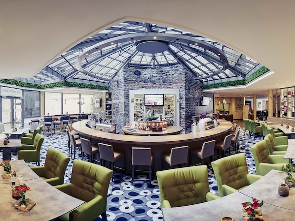 Bar (on property) - Mercure Tagungs- & Landhotel Krefeld (Krefeld)