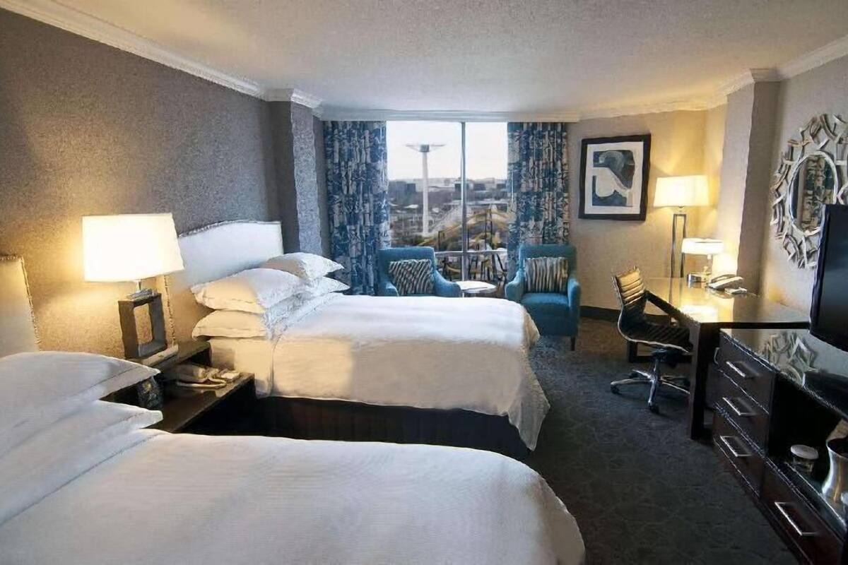 1 bedroom, premium bedding, in-room safe, desk