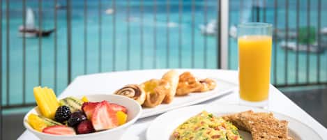 4 restaurants, breakfast, lunch, dinner served; international cuisine