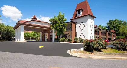 Days Inn by Wyndham Helen