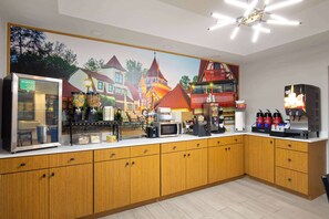 Free daily continental breakfast 